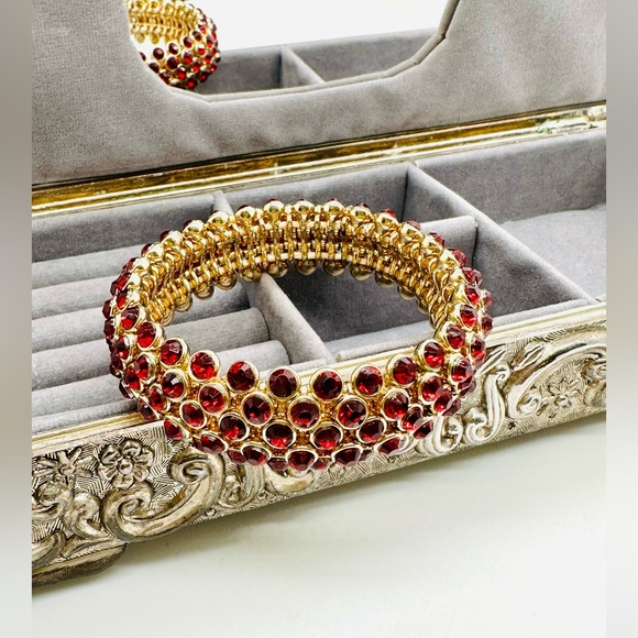 Modern Vintage Red Rhinestone Bracelet - Picture 3 of 16